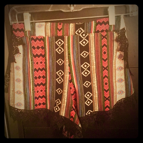 Lovely Day Tribal Shorts - Picture 2 of 2