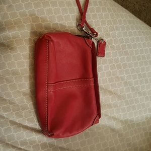Red coach clutch
