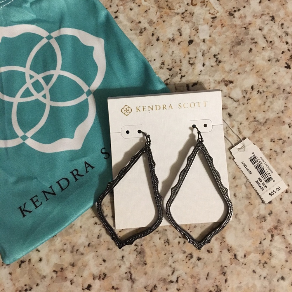 Kendra Scott Sophee Earrings Gunmetal
