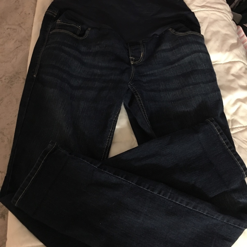 Skinny maternity jeans