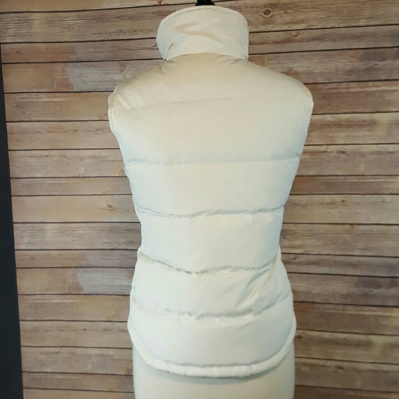 Aéropostale White Puffer Vest - Picture 4 of 8