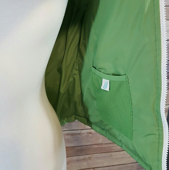 Aéropostale White Puffer Vest - Picture 6 of 8