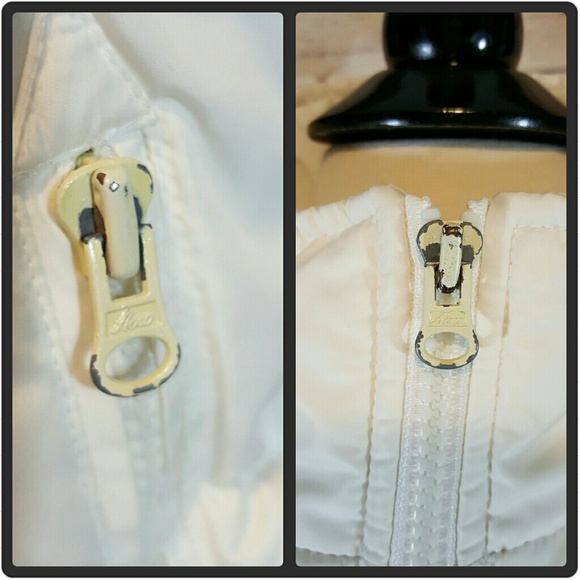 Aéropostale White Puffer Vest - Picture 7 of 8