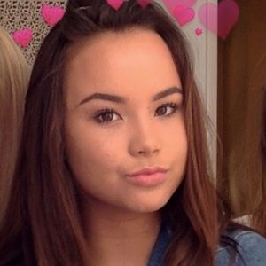 Meet your Posher, Lily