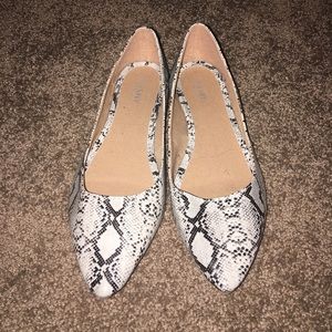 Old Navy faux snake skin slip on flats