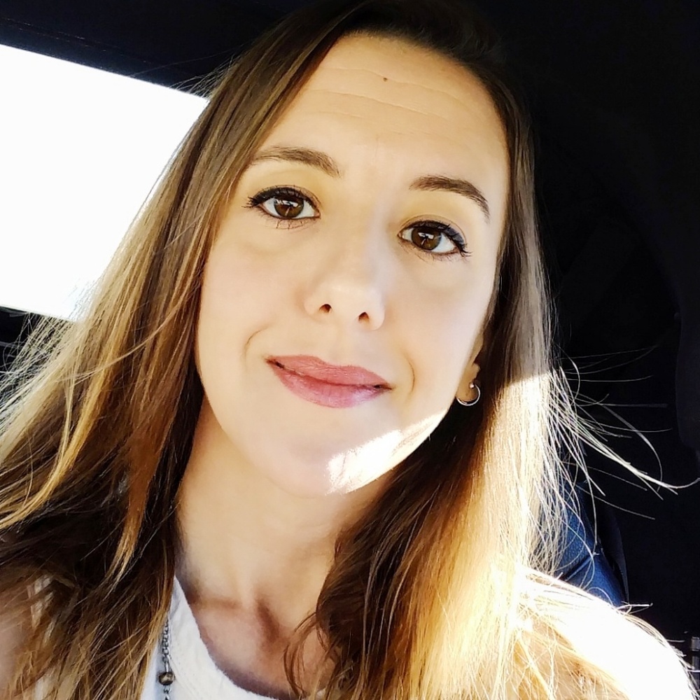 Meet your Posher, Jillian