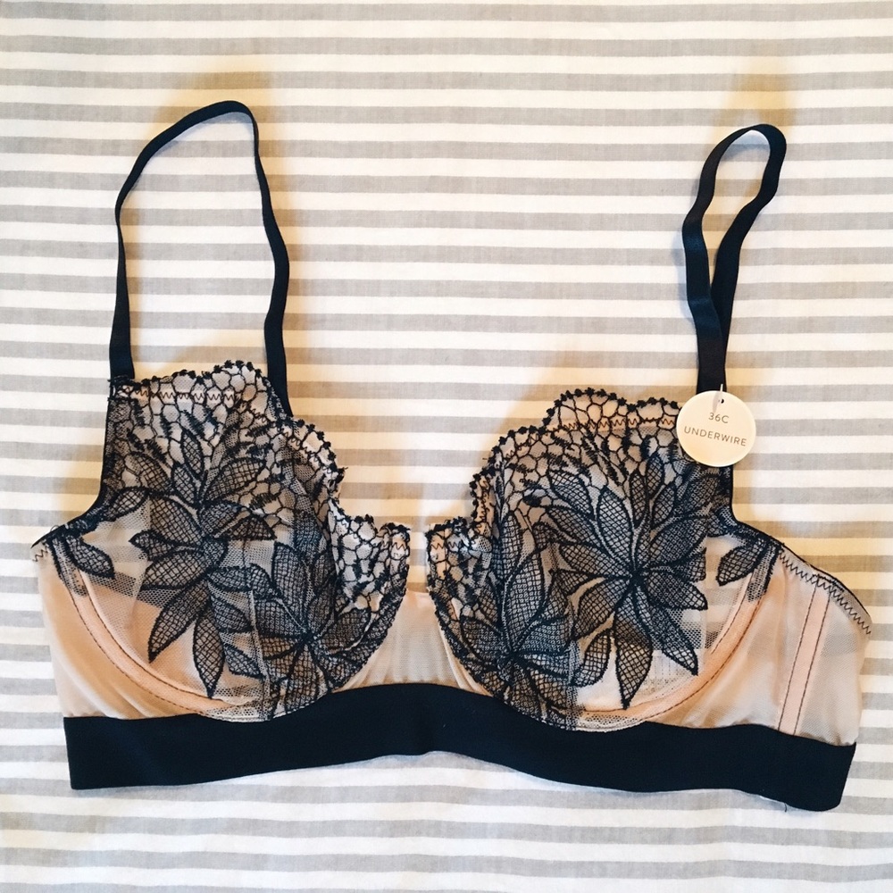 36C Lace bralette NWT