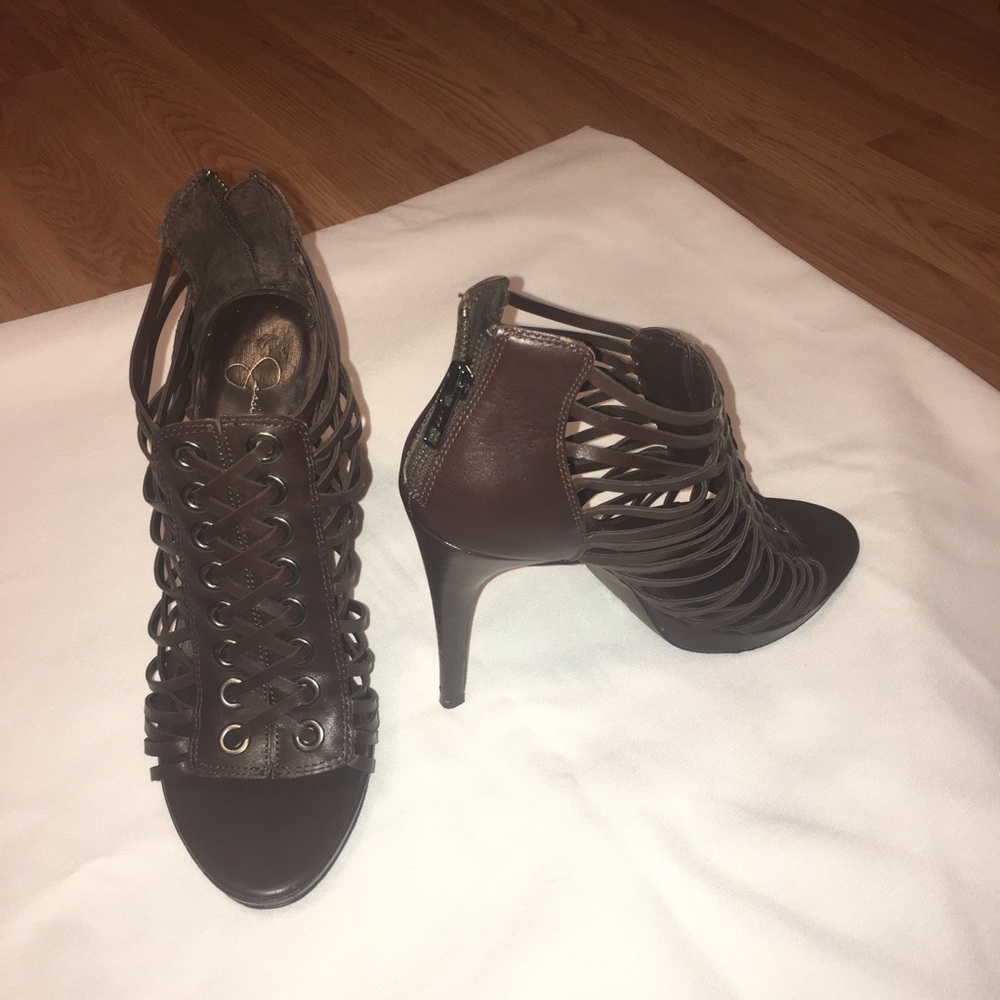 Gorgeous Jessica Simpson Heels Sz 10 ❤️💚💙