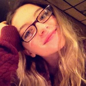 Meet your Posher, Lily