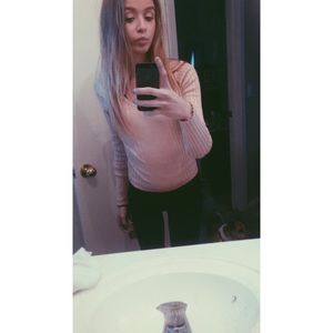 Meet your Posher, Micayla