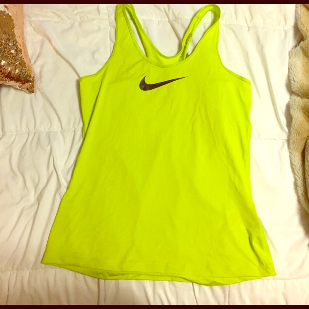 Nike workout top