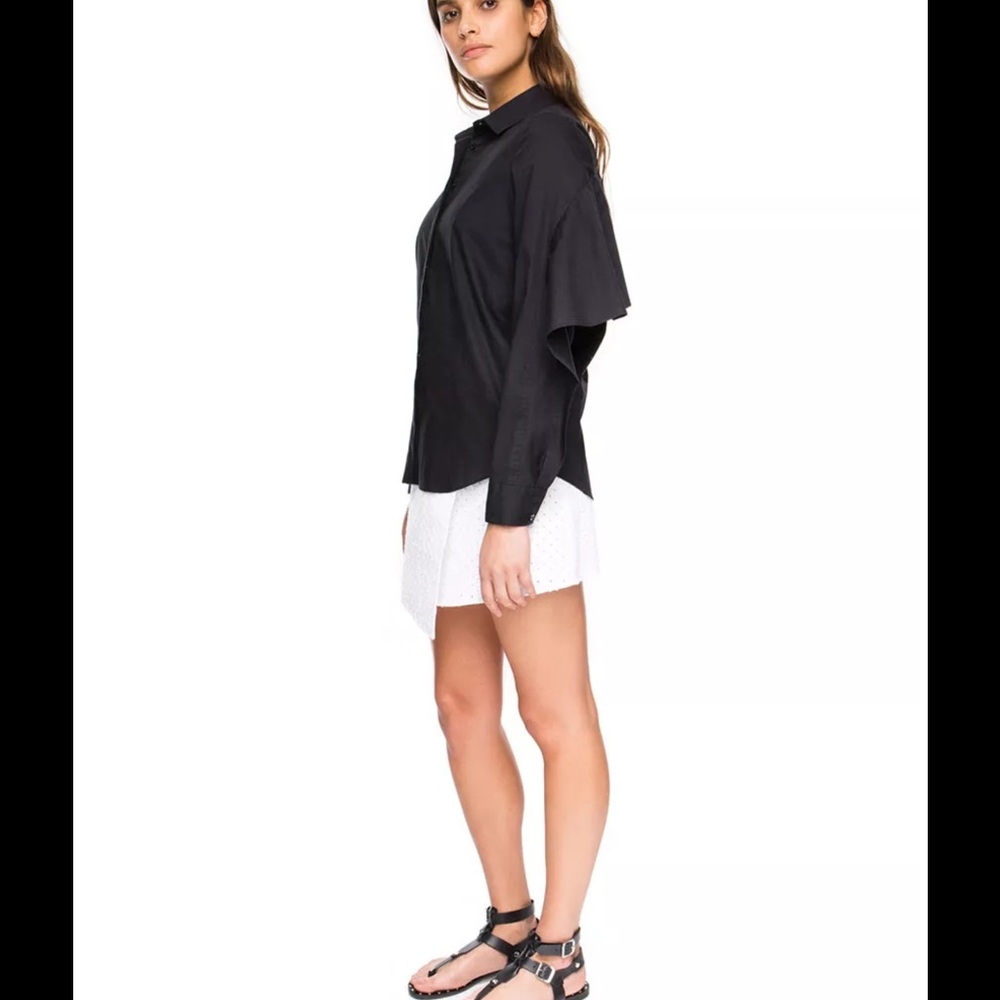 *SOLD* The Fifth Label The city limits shirt XS