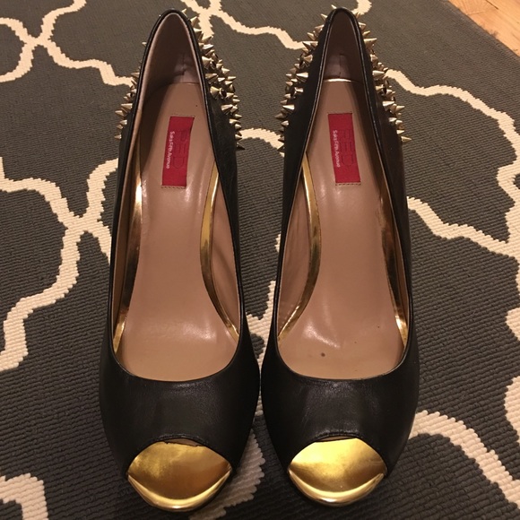 Saks Fifth Avenue Stud Hayden Pump - Picture 2 of 7