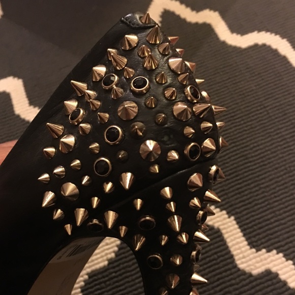 Saks Fifth Avenue Stud Hayden Pump - Picture 7 of 7