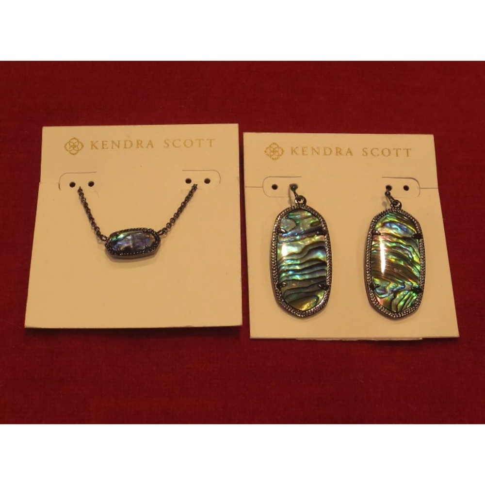 Kendra Scott 'Elle' Earrings & 'Elisa' Necklace