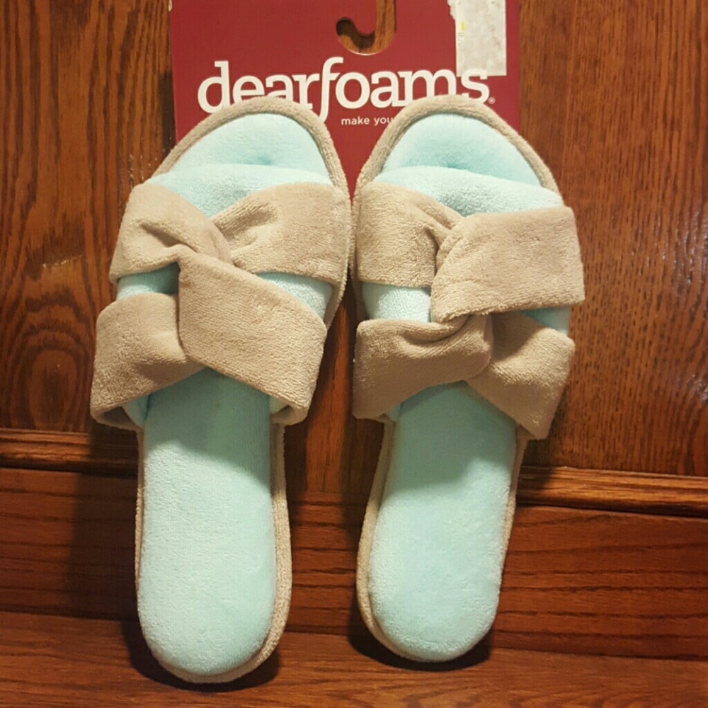 Memory foam slippers