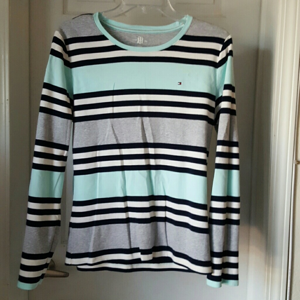 Long sleeve dress shirt