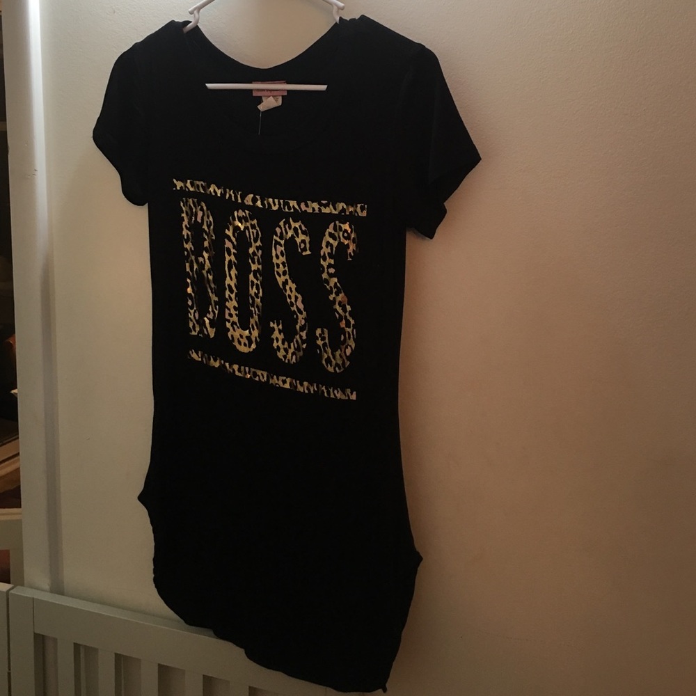 Medium rue 21 shirt