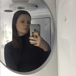 Meet your Posher, Caroline