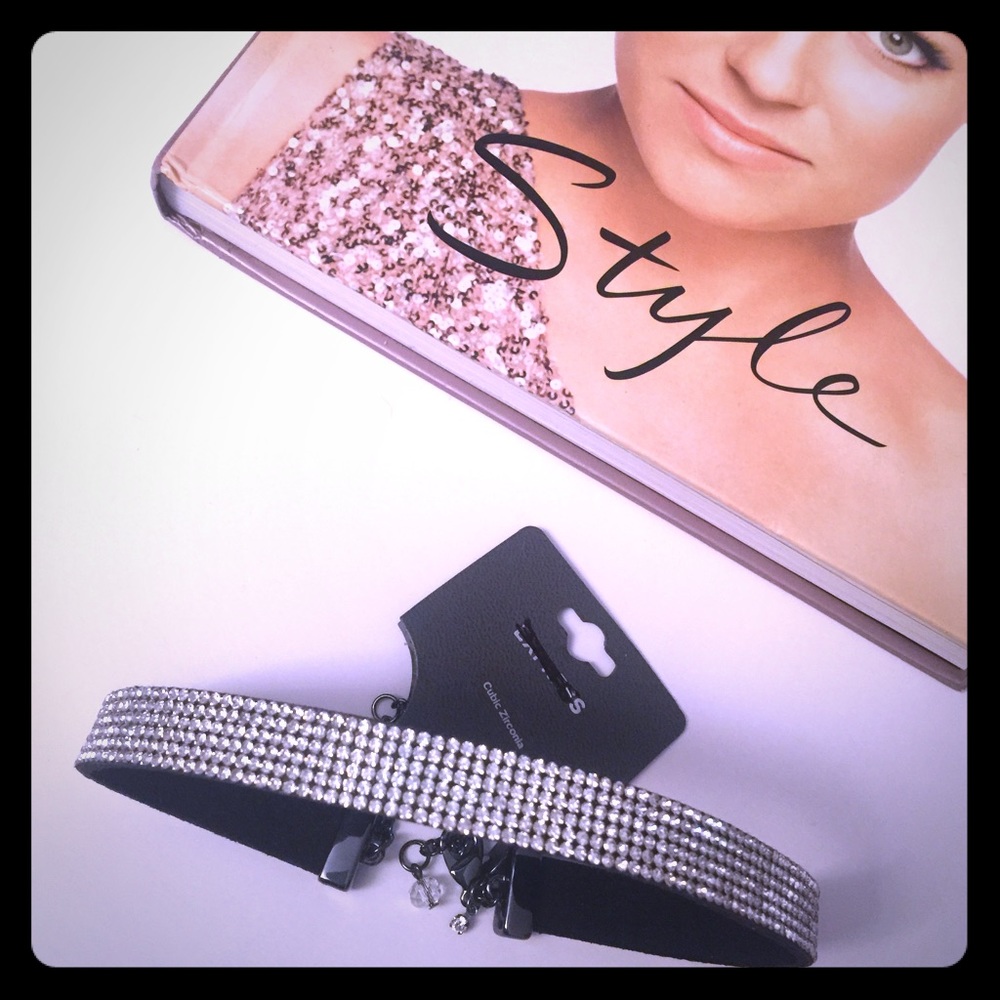 Express Cubic Zirconia Choker NWT