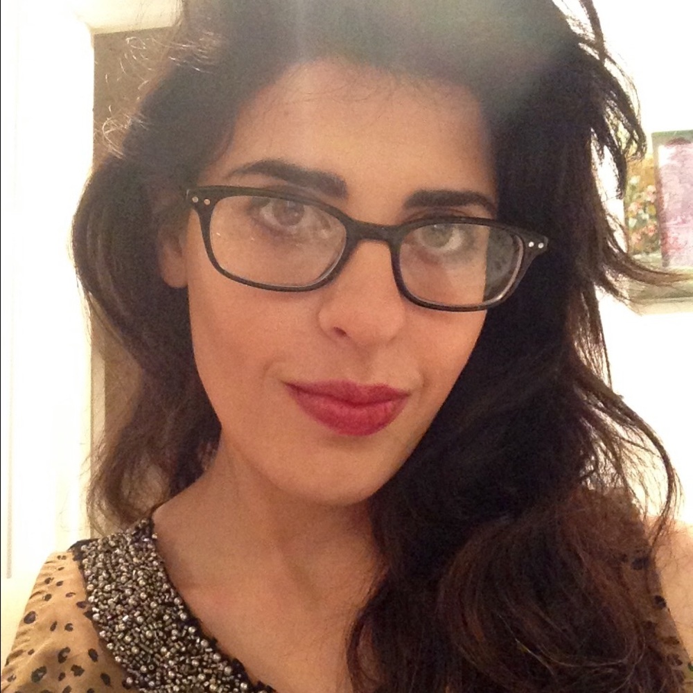 Meet your Posher, Anjela