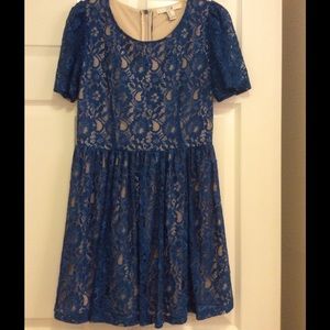 Cute Blue Lace and natural lining!