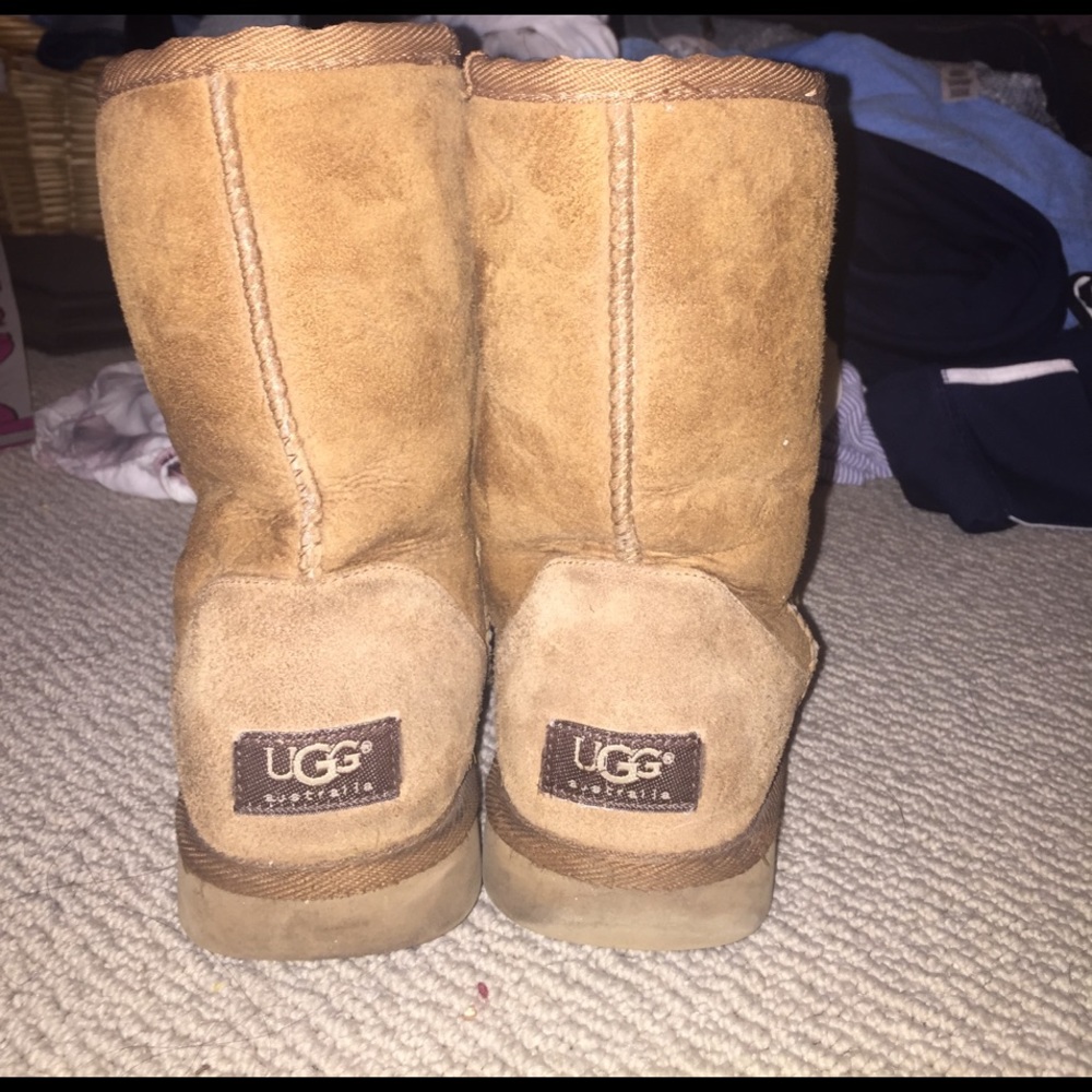 Tan UGGS size 8