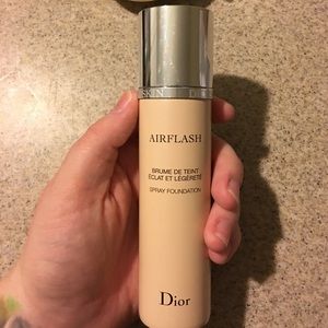 Dior Airflash Spray Foundation
