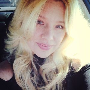 Meet your Posher, Christie