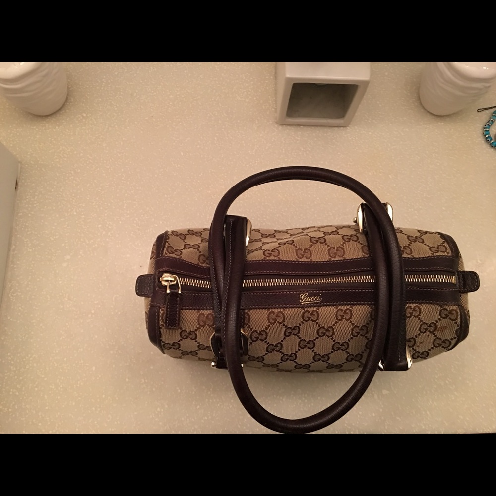 Gucci - shoulder bag - 100% authentic