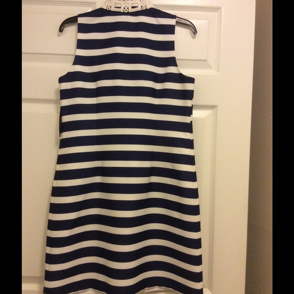 Beautiful blue and white strips dress! - Picture 2 of 3