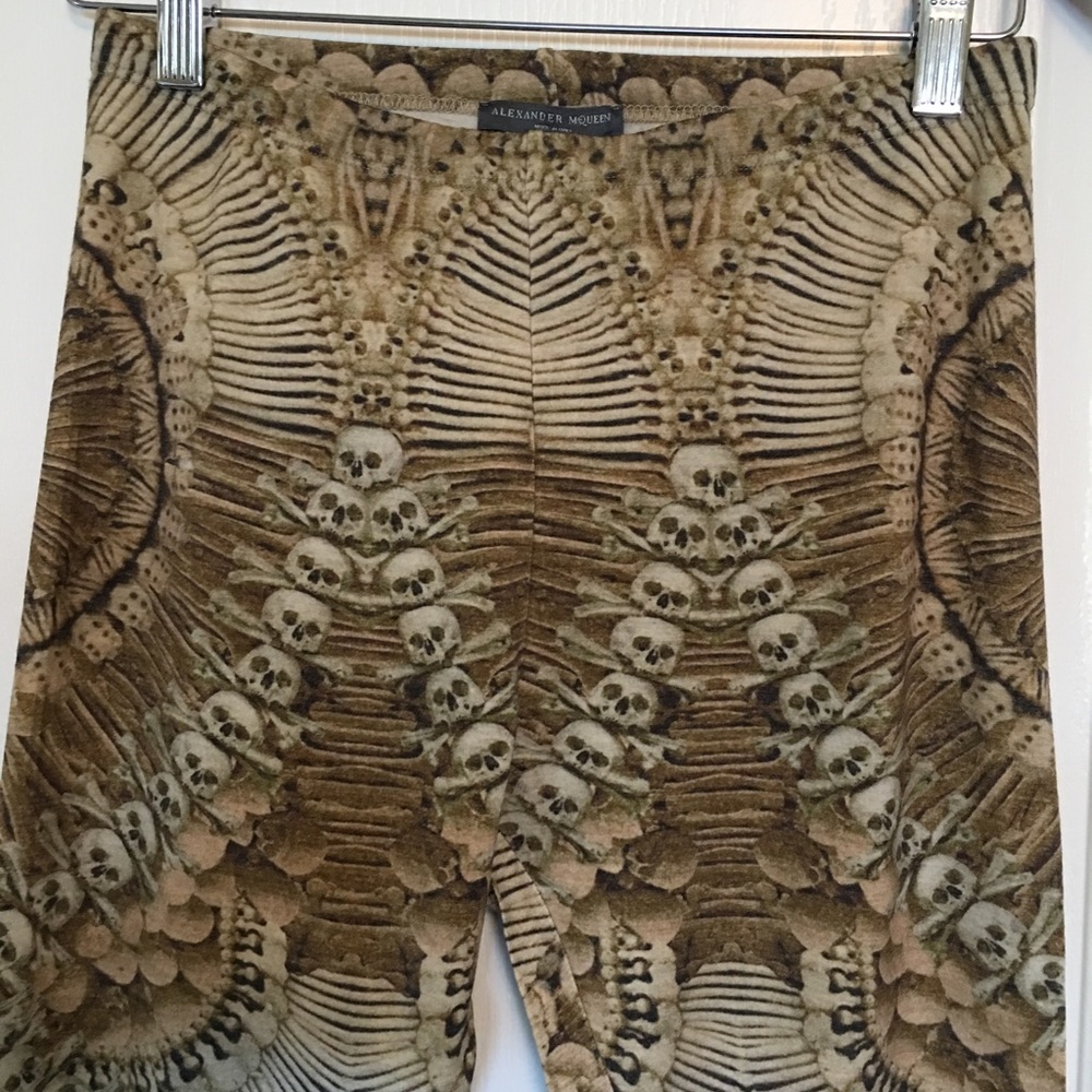 Mcqueen skull legging