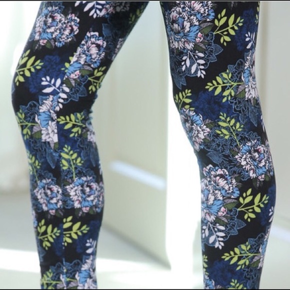 Last pair Infinity raine spring Floral legging os - Picture 2 of 2