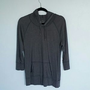 Gray Old Navy Sweatshirt