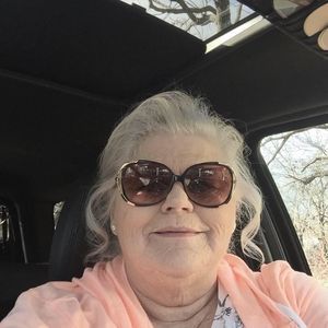 Meet your Posher, Pamela