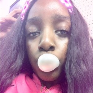 Meet your Posher, Jamila