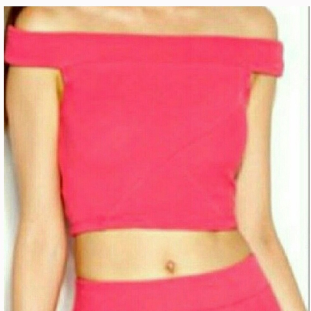 🎯GUESS XL Pink Crop Top Off Shoulder Ribbed