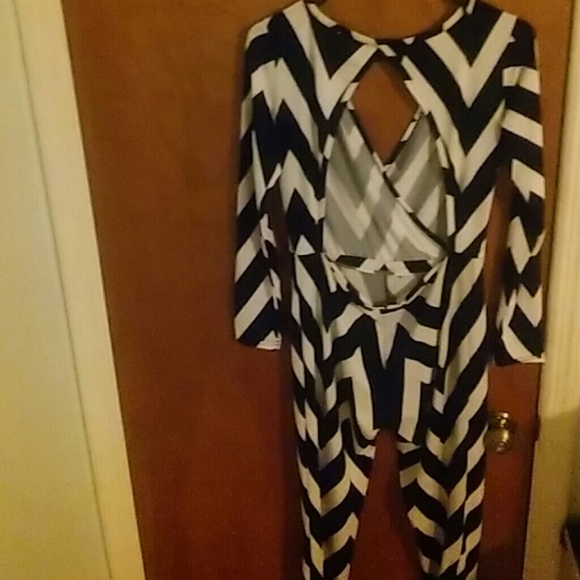 One piece sexy cut out jumpsuit - Picture 2 of 3