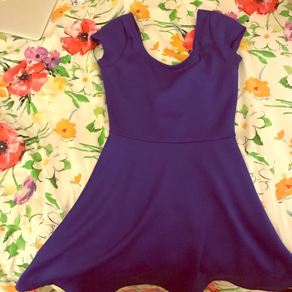 Blue baby doll style short dress