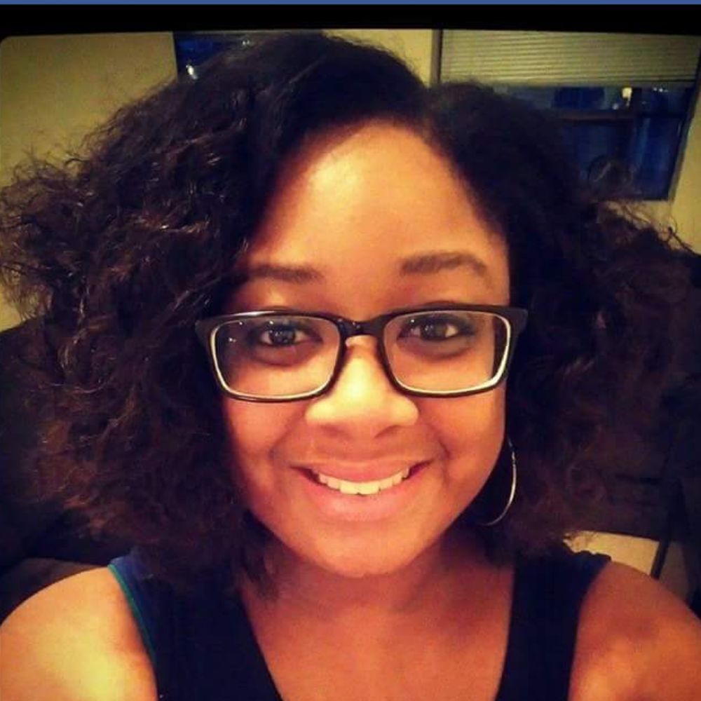 Meet your Posher, Christina