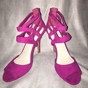 CHELSEA & ZOE Fuschia "Suede" Heels (10) NEW
