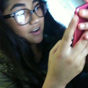 Meet your Posher, Kim