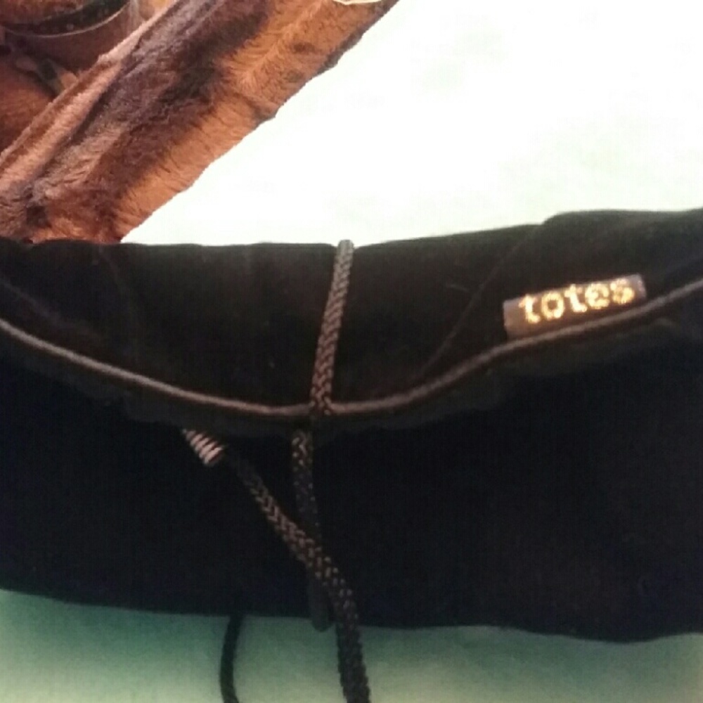 Totes Jewelry Travel Roll