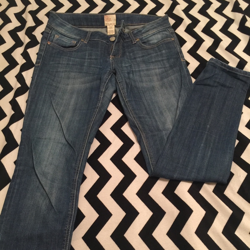 Arden B skinny jeans