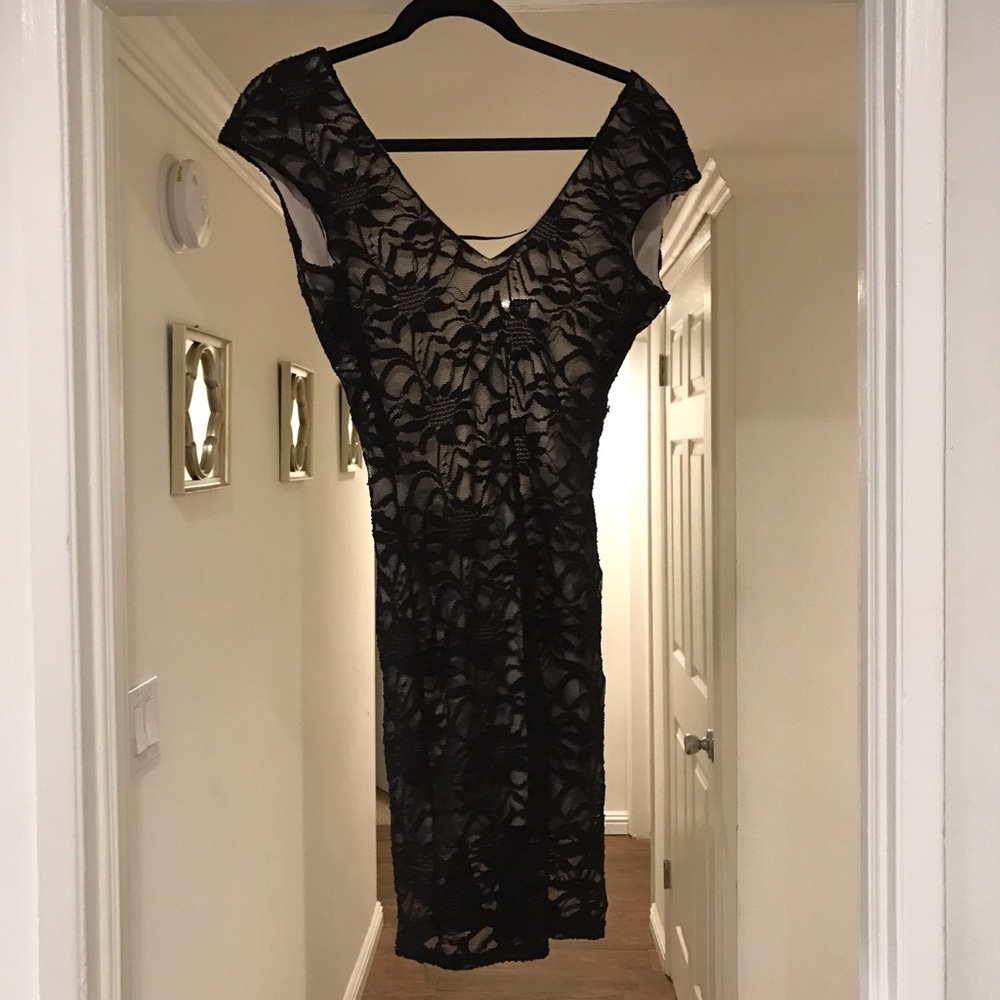 Little lace Vegas Dress 💃🏽🖤♠️