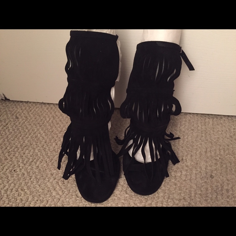 Gucci Suede Becky Fringe Heels