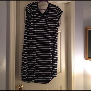 Navy blue striped t shirt dress - size XXL