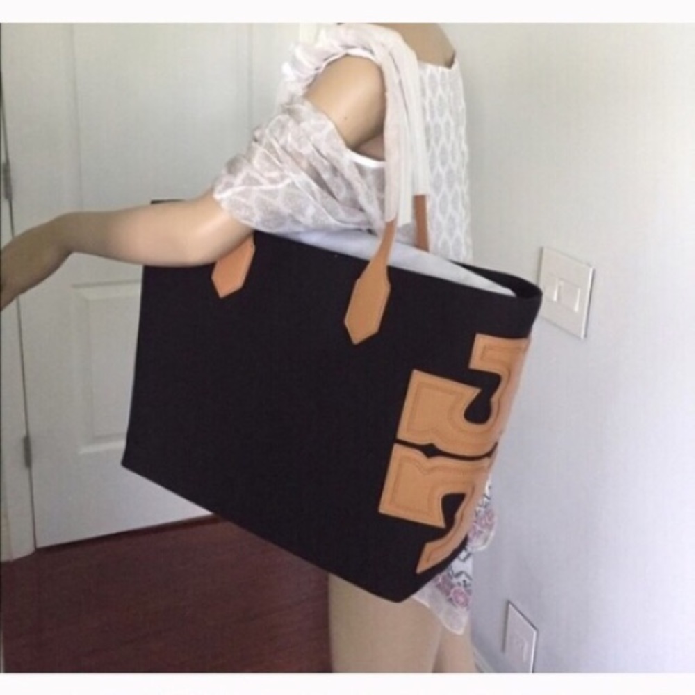 ââSOLD. TORY BURCH NWT CANVAS STACKED T SOLDââ - Picture 3 of 4