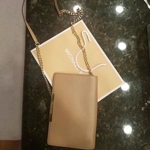 Micheal Kors cross AUTHENTIC