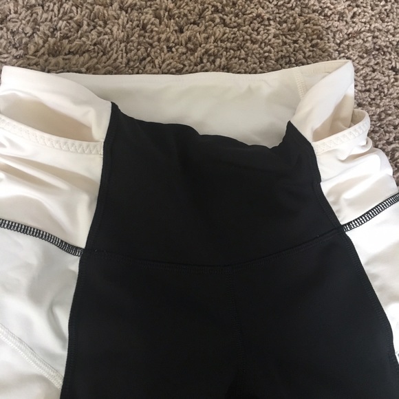 Lululemon Run: Ice Queen Pant - Picture 6 of 8